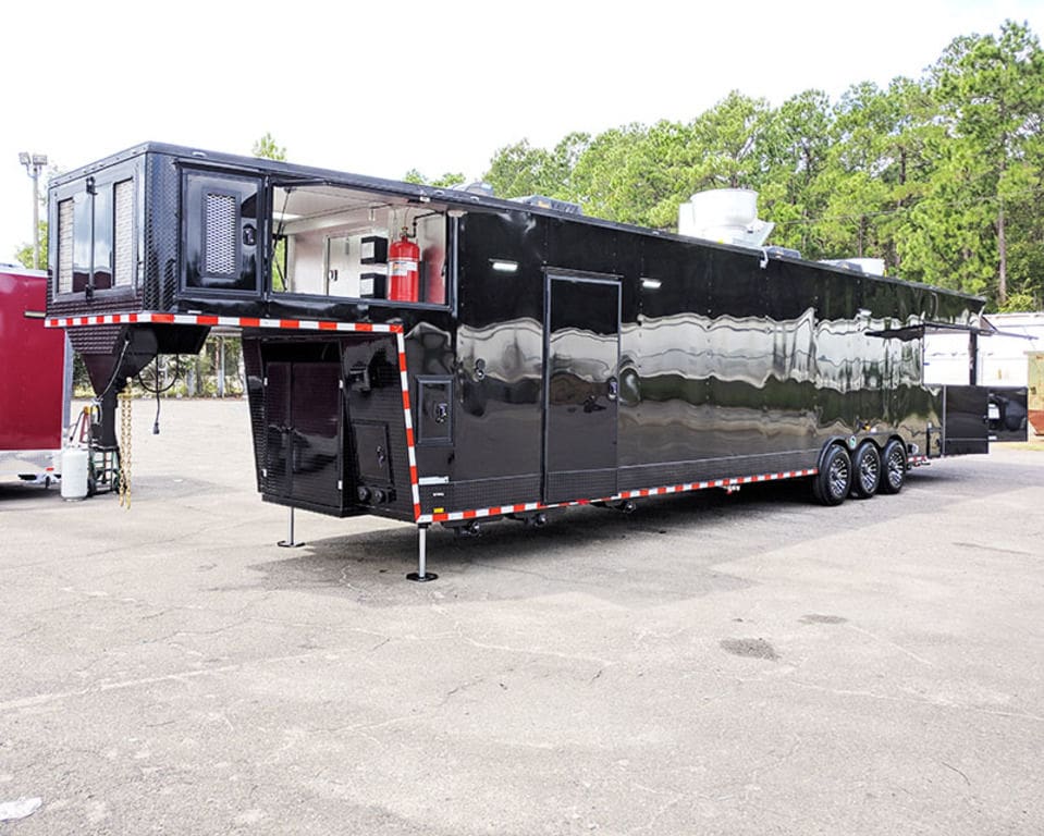 2024 Southern Dimensions 47′- Fully Loaded Gooseneck with smoker Gooseneck-ELIB OLE Hickory Pit (SDG-604)